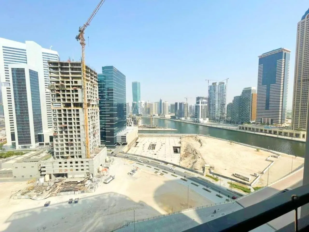 Zada Tower 1Br With Business Bay Canal Part View By Vibel Dubai