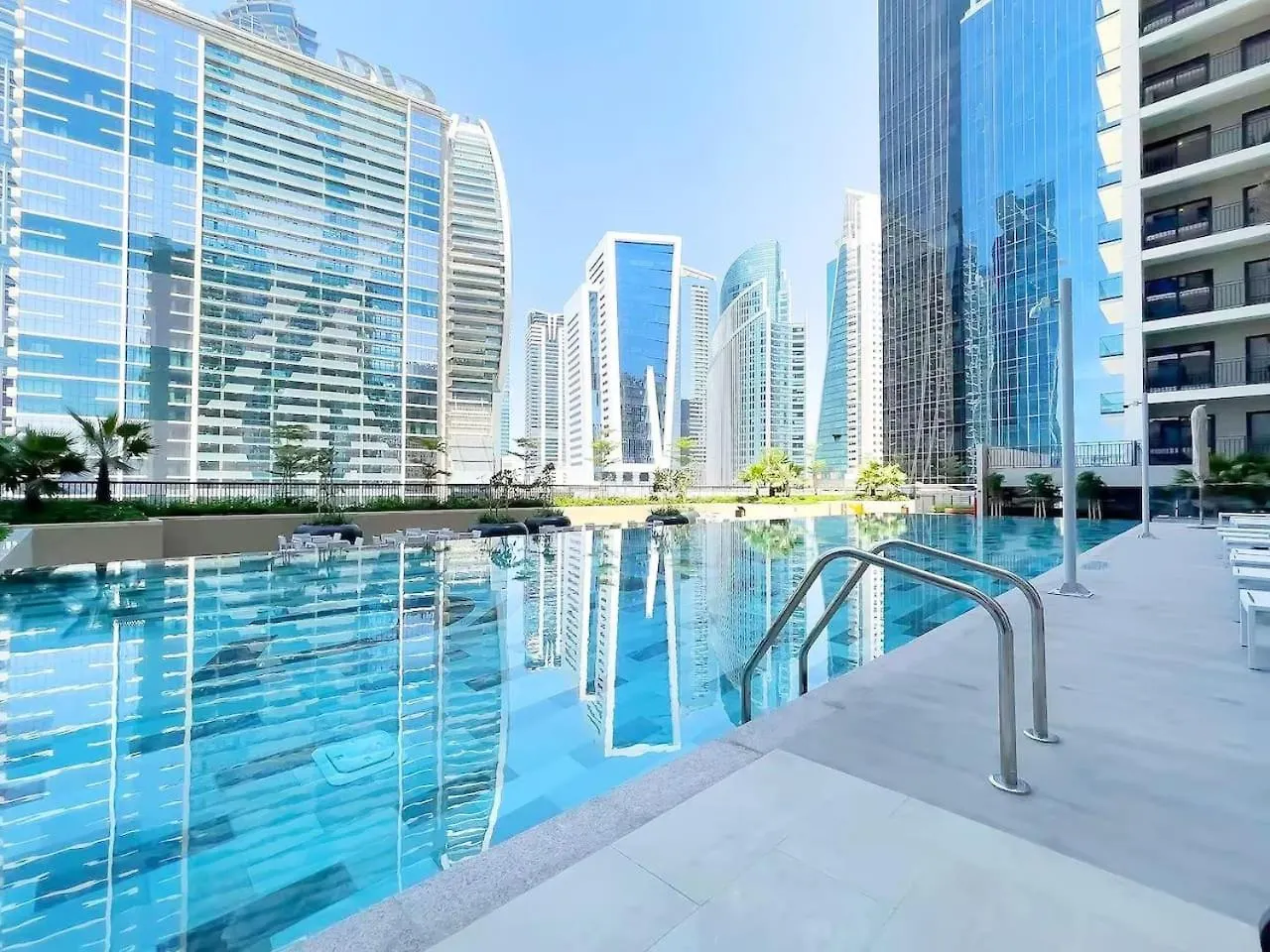 Zada Tower 1Br With Business Bay Canal Part View By Vibel Dubai United Arab Emirates