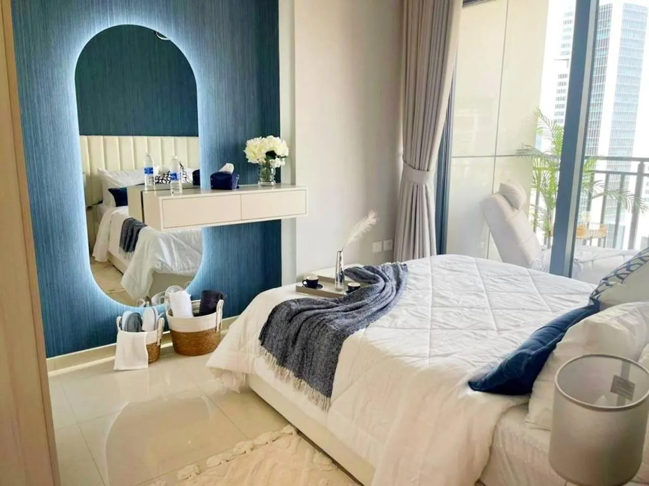 Apartment Zada Tower 1Br With Business Bay Canal Part View By Vibel Dubai